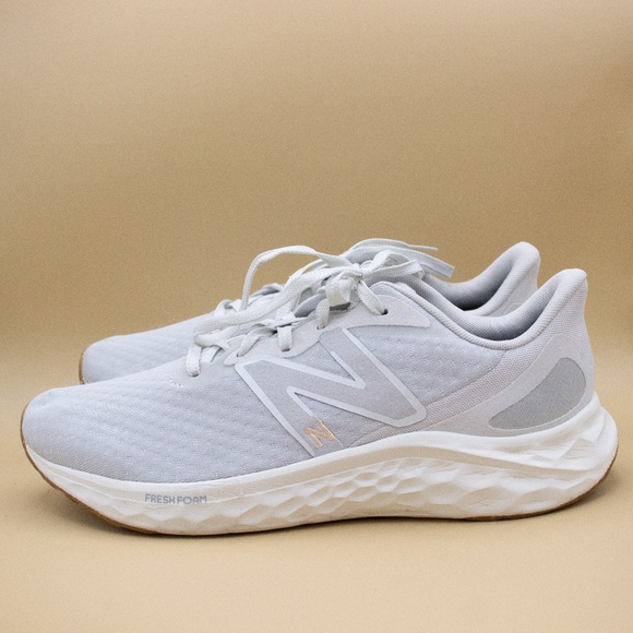 New Balance Fresh Foam Arishi v4 Summer Fog Gum Shoes WARIS5G4 Women's Size 11 - Picture 1 of 8
